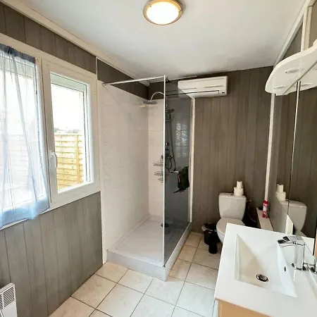 Hébergement de vacances Ensemble Et Piscine Proche *