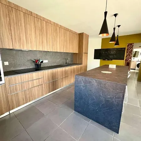 Tatil Evi Ensemble Et Piscine Proche