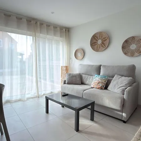 Ensemble Et Piscine Proche Valras-Plage