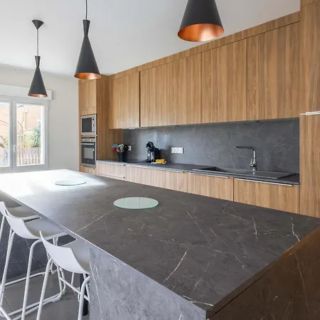 Ensemble Et Piscine Proche * Valras-Plage