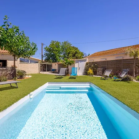 Ensemble Et Piscine Proche Valras-Plage